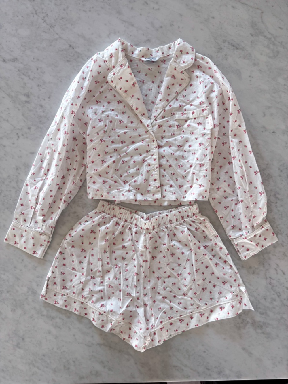 SET - lounge underwear white floral pajama top & shorts